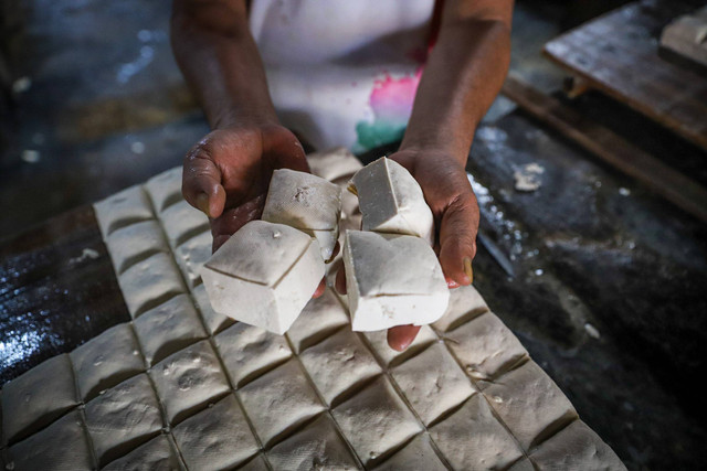 Ilustrasi pabrik tahu. Foto: Iqbal Firdaus/kumparan