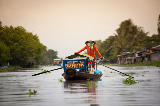 Ilustrasi contoh kearifan lokal dalam bidang ekonomi. Sumber foto: pixabay/nguyenkhacqui