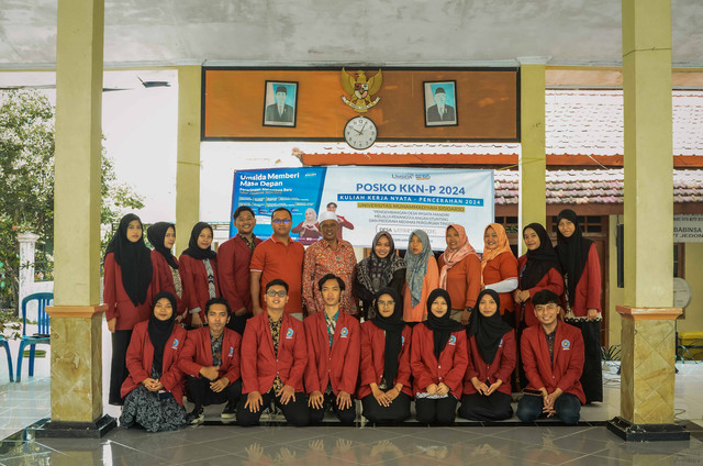 Dokumentasi Pribadi: Foto bersama dalam pembukaan KKN-P kel 45
