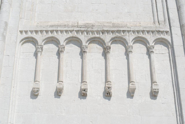 Ilustrasi Contoh Tema Seni Dekoratif, foto:pexels