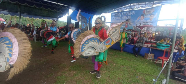 Festival Kesenian yang digelar di Lapangan Pengasih, Kulon Progo. Foto: istimewa