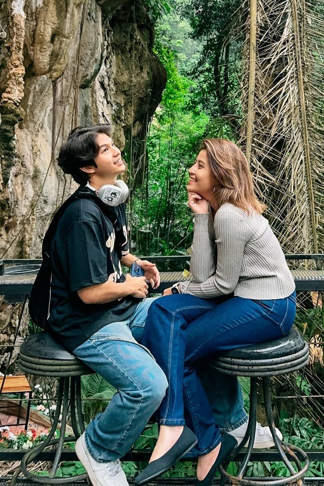 Awkarin dan Jonathan Alden. Foto: Instagram/@narinkovilda