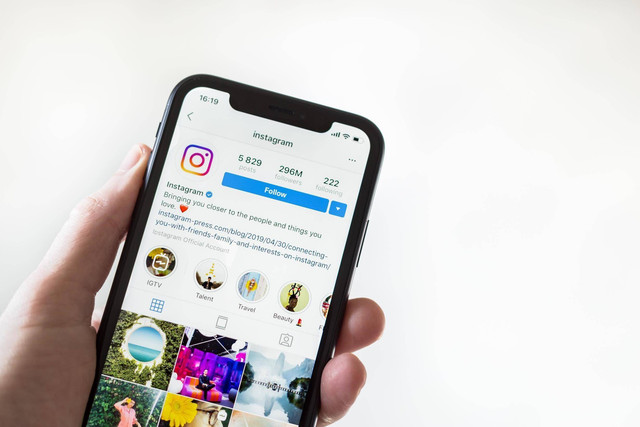 Ilustrasi aplikasi Instagram. Foto: unsplash