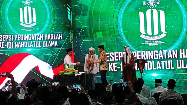 Presiden Jokowi saat di resepsi peringatan Harlah ke-101 Nahdlatul Ulama di kampus UNU Yogya, Ringroad Barat, Kapanewon Gamping, Kabupaten Sleman, Rabu (31/1/2024). Foto: Arfiansyah Panji/kumparan