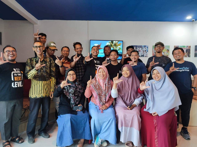 Kenalkan Teknologi AI, TDA Jember Gelar Cangkrukan