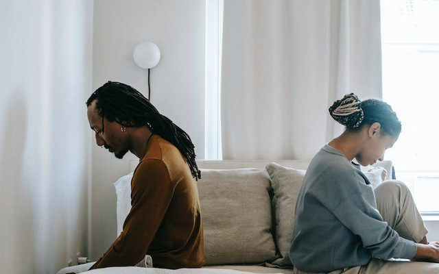 Ilustrasi apakah orang selingkuh bisa berubah. Sumber: Alex Green/pexels.com