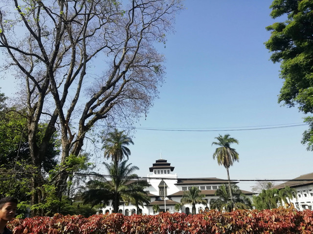 Jadwal SIM Keliling Bandung, foto hanya ilustrasi, bukan tempat sebenarnya: Unsplash/Ifan Fauzan