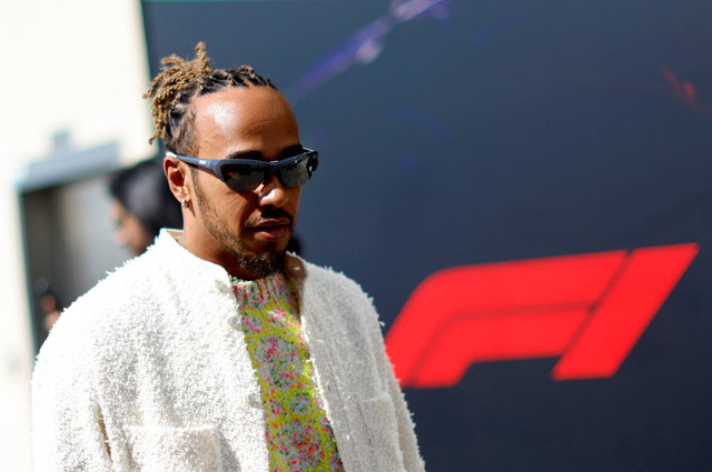 Lewis Hamilton, pebalap Formula 1 (F1). Foto: REUTERS/Hamad I Mohammed/File Photo