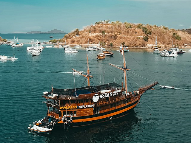 Ilustrasi contoh peran indonesia dalam asean pada bidang politik. Sumber: unsplash.com/WayanAditya.
