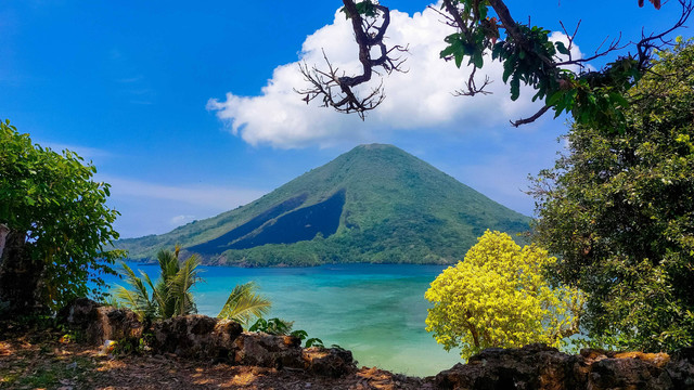 Pulau Banda Neira. Foto: Sanjia (Jay)/Unsplash