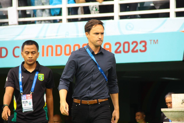 Pelatih Persebaya Paul Munster. Foto: Masruroh/Basra