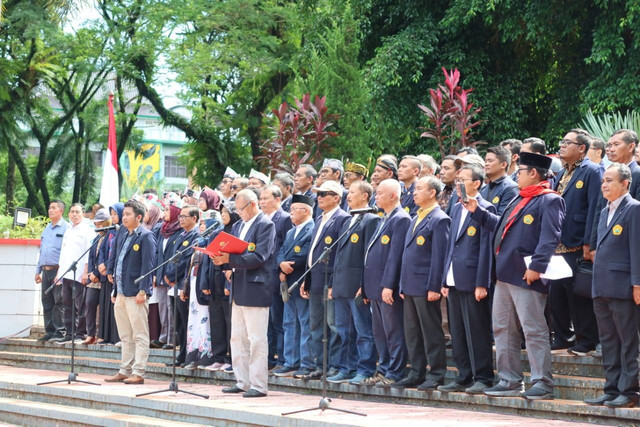 Pembacaan sikap civitas akademika Universitas Jember, Senin (5/2). Dok: mili.id