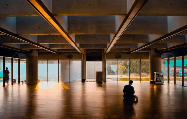 Ilustrasi Apakah saat Isra Miraj Boleh Puasa?  Sumber Unsplash/Mosquegrapher