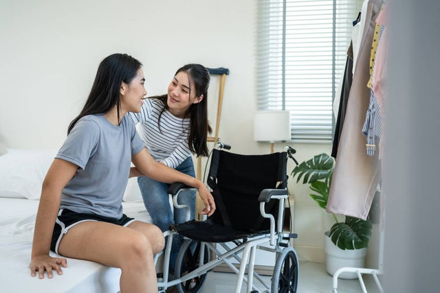 Ilustrasi penyandang disabilitas. Foto: Hananeko_Studio/Shutterstock