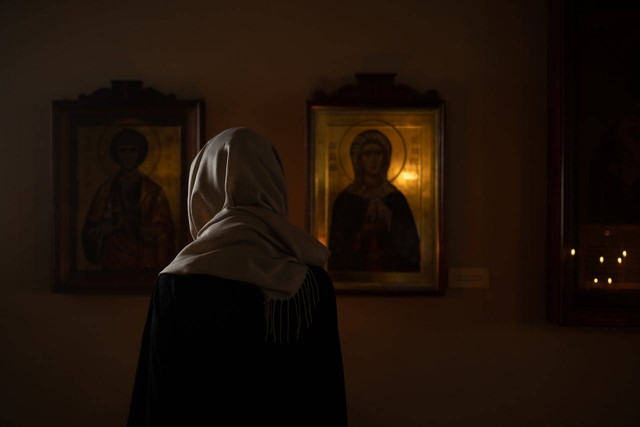 Tuliskan contoh menghindari sifat mustahil Rasul. Foto hanya ilustrasi, bukan yang sebenarnya. Sumber: Pexels/Ron Lach