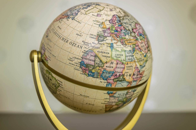 Ilustrasi Garis Prime Meridian Terletak di Mana? Sumber: Pixabay/Tama66