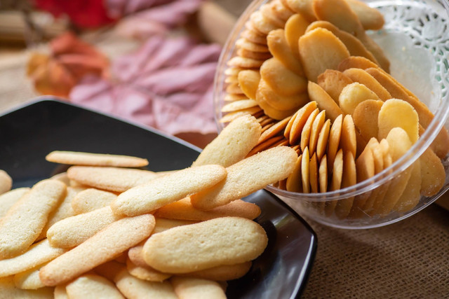 Ilustrasi kue lidah kucing. Foto: Abel Brata Susilo/Shutterstock