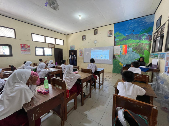 Kegiatan Edukasi Mengenai Budaya K3 Kepada Siswa/i SD Negeri Daleman 01 Kelas 4