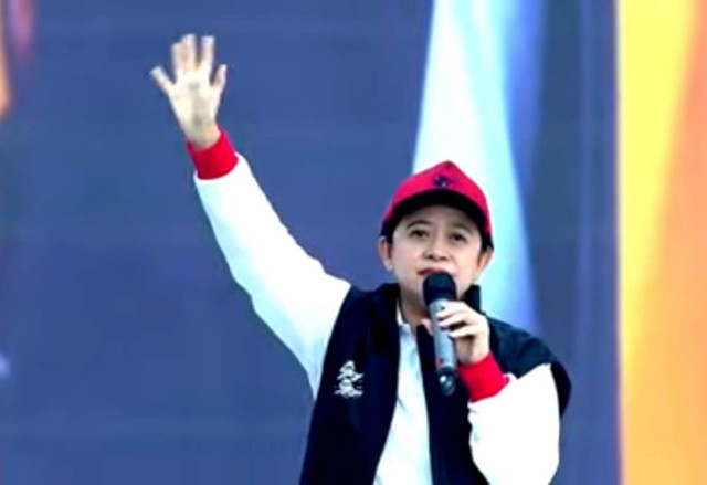 Ketua DPP PDIP Puan Maharani di Acara Hajatan Rakyat Ganjar-Mahfud di Banyuwangi.
 Foto: PDIP