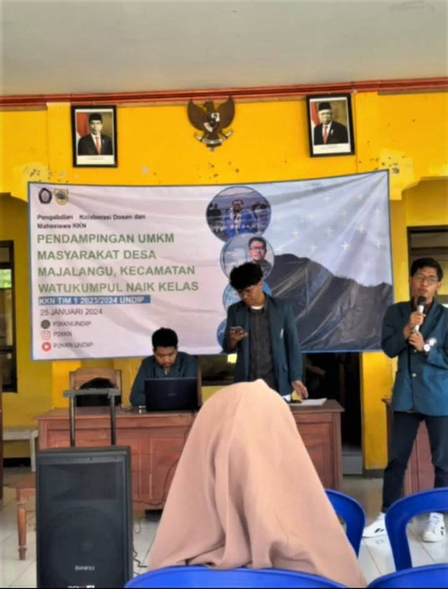 Pengenalan E-Commerce sebagai platform marketing