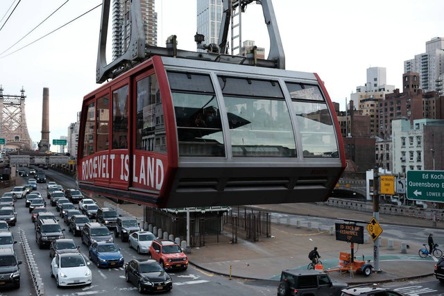 Sky Dining Gondola Ancol. Foto hanya ilustrasi, bukan yang sebenarnya. Sumber: Pexels/Raphael Loquellano
