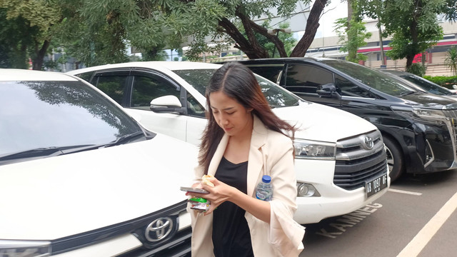 Tamara Tyasmara di Polda Metro Jaya, Jakarta, Jumat (9/2/2024). Foto: Aprilandika Pratama/kumparan
