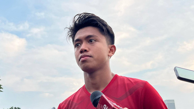 Figo Dennis usai menjalani sesi latihan Timnas U-20 di Jakarta, Jumat (9/2/2024). Foto: Soni Insan Bagus/kumparan