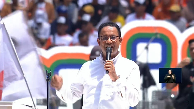 Capres 01 Anies Baswedan berorasi pada Kampanye Akbar Anies Baswedan-Muhaimin Iskandar (AMIN) di Jakarta International Stadium (JIS), Jakarta, Sabtu (10/2/2024). Foto: Youtube/Anies Baswedan