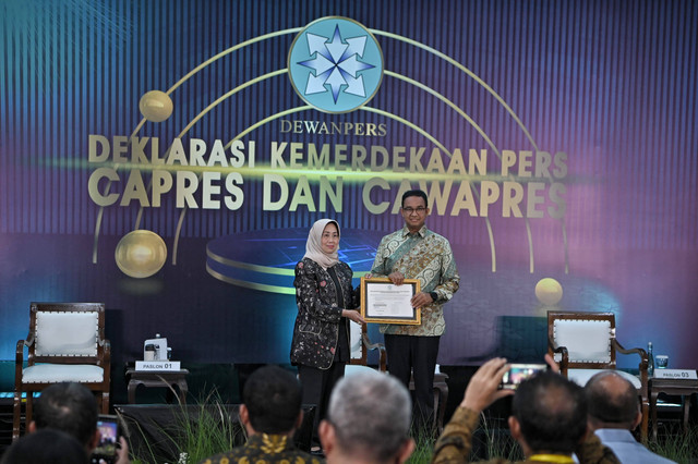 Calon presiden nomor urut 01 Anies Baswedan menghadiri Deklarasi Kemerdekaan Pers di Gedung Dewan Pers, Kebon Sirih, Sabtu (10/2/2024). Foto: Nabila Ulfa Jayanti/kumparan