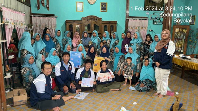 Edukasi Internet Untuk Generasi Bijak: Peran PKK Desa Kedungpilang