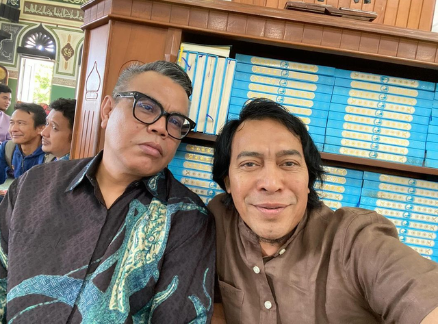 Komeng dan Abdel. Foto: Instagram/komeng.original