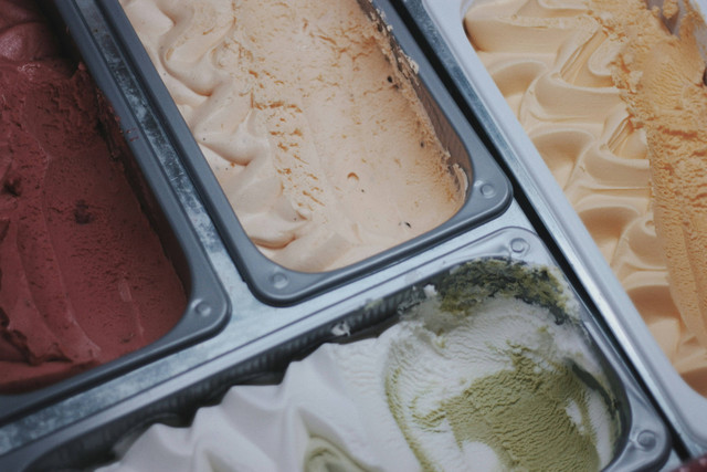 EM GELATO. Foto hanya sebagai ilustrasi, bukan tempat sebenarnya. Sumber: Unsplash/Dmytro Davydenko.