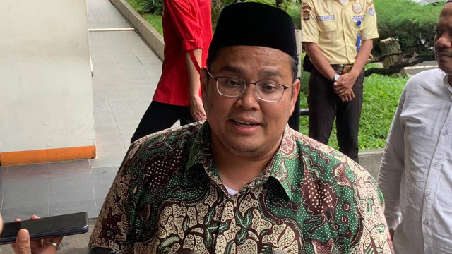 Ketua Bawaslu Rahmat Bagja di Kantor Bawaslu RI, Jakarta, Jumat (16/2/2024). Foto: Luthfi Humam/kumparan