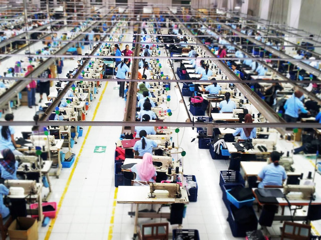 Ilustrasi pekerja di PT Komitrando Emporio, Banguntapan, Bantul. Foto: Dok. Komitrando Emporio