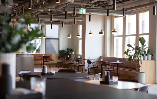 Tempat nugas di Bandung. Foto hanyalah ilustrasi bukan tempat sebenarnya. Sumber: Unsplash/Rodeo Project Management Software