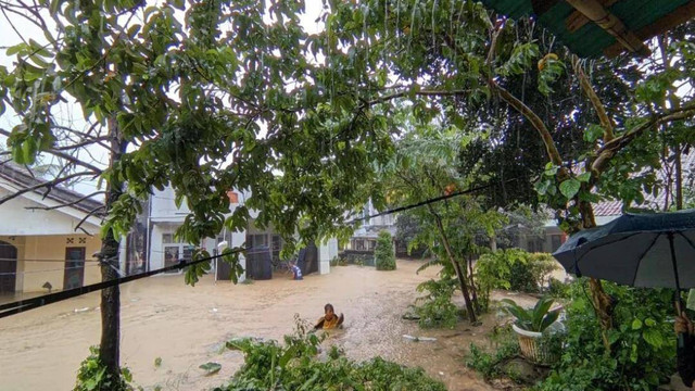 Kampung Babakan Cijayanti, Kabupaten Bogor, terendam banjir pada Sabtu (17/2).  Foto: Dok. Istimewa