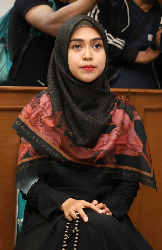 Ria Ricis dan Teuku Ryan menjalani sidang perceraian perdana di Pengadilan Agama Jakarta Selatan, Jakarta, Senin, (19/02/2024). Foto: Agus Apriyanto