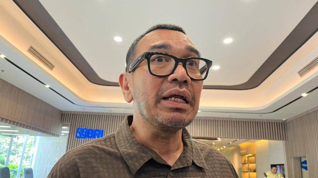 Staf Khusus Menteri BUMN Arya Sinulingga di kantor Kementerian BUMN, Senin (19/2/2024). Foto: Faria Rizky Ananda/kumparan
