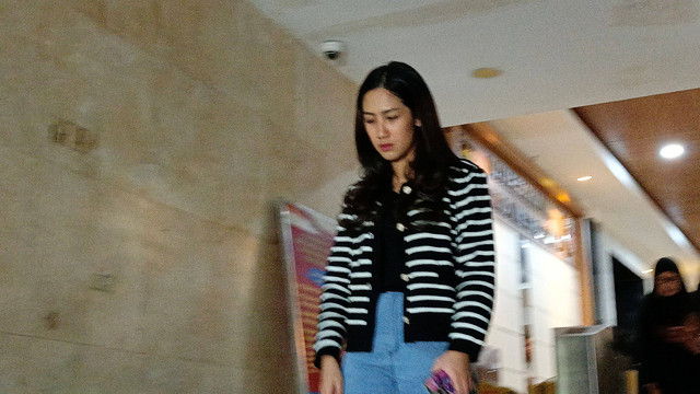 Tamara Tyasmara jalani pemeriksaan tambahan di Polda Metro Jaya. Foto: Aprilandika Pratama/kumparan