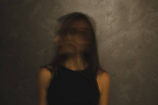 Ilustrasi Kesurupan dalam Psikologi. Foto: dok. Unsplash/Liza Polyanskaya