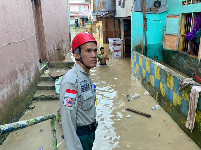 Banjir melanda Kecamatan Medan Maimun, Kota Medan, pada Selasa (20/2). Dok. BPBD