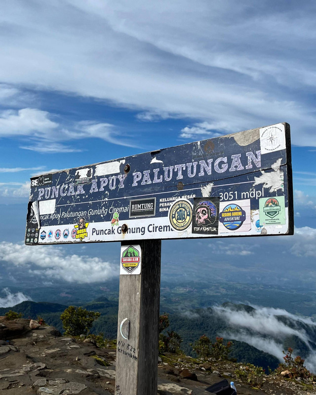 salah satu plank di Puncak Majakuning; sumber: galeri panulis