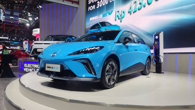 Mobil listrik MG 4 EV dapat garansi baterai seumur hidup. Foto: Aditya Pratama Niagara/kumparan