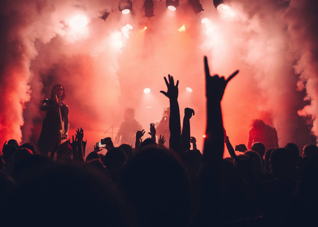 Lokasi Konser Avenged Sevenfold di Jakarta 2024. Foto hanya sebagai ilustrasi saja. Sumber: Pexels/Sebastian Ervi.