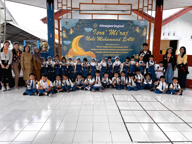 PMM UMM Tahun 2023/2024 Gelombang 9 Kelompok 44 Bersama Kelompok Bermain B TK Negeri Pembina Kota Batu.