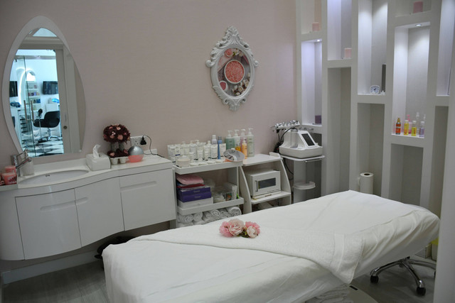 Klinik Kecantikan di Jakarta Utara. Foto hanya sebagai ilustrasi, bukan tempat sebenarnya. Sumber: Unsplash/Atikah Akhtar.