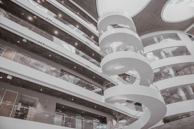 [Ada Apa Saja di Beachwalk Bali] Foto hanya ilustrasi, bukan tempat sebenarnya. Sumber: unsplash/ClarkVanderbeken