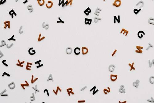 Ilustrasi Perbedaan OCD dan OCPD. Sumber: Unsplash