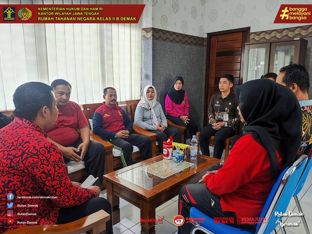 Kinerja Lebih Baik: Pegawai Rutan Demak Saling Berbagi di Acara Coffee Morning