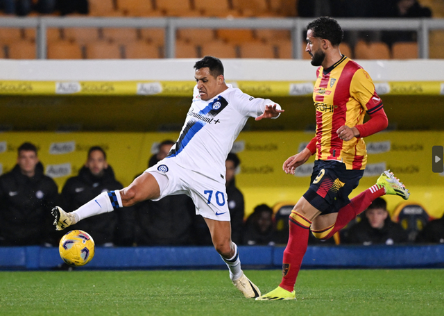 Lecce vs Inter Milan di Liga Italia, Senin (26/2) dini hari WIB. Foto: REUTERS/Alberto Lingria